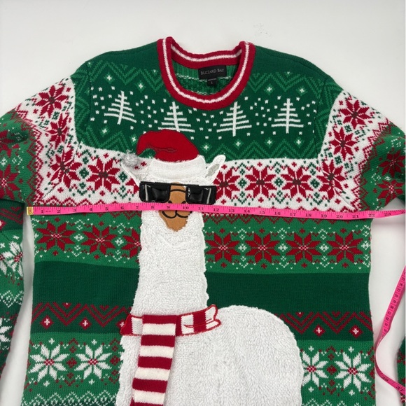 Bizzaro Ltd Green and Red Llama Christmas Sweater - Picture 7 of 8